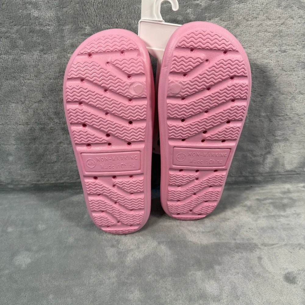 Hello Kitty Pink Girls Slides/Slip-ons‎ Size 4/5